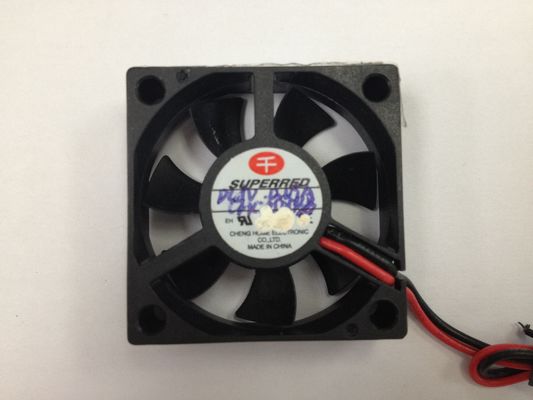 Đầu ra tín hiệu 30000h Quạt làm mát máy chủ với độ ồn 39-60dB
